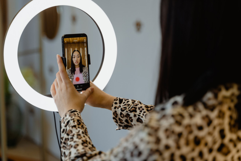 משפיענים באינסטגרם - משפיעני האינסטגרם המובילים בישראל – מי הם ואיך הם עושים את זה?